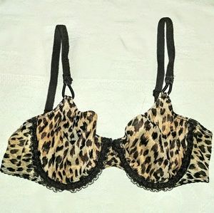 Warners Animal Print Bra. 38B. NWOT